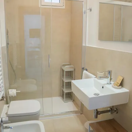 Mare Aparthotel 2*