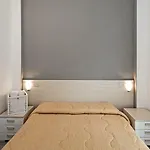 Ξενοδοχείο με διαμερίσματα Mare